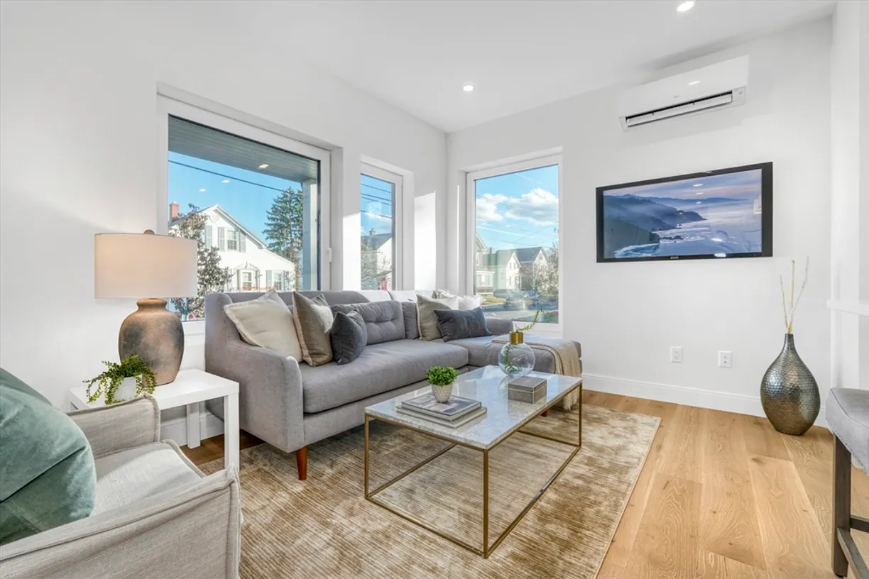 Boston, MA Real Estate | View 148 Myrtle, 1 | Listing