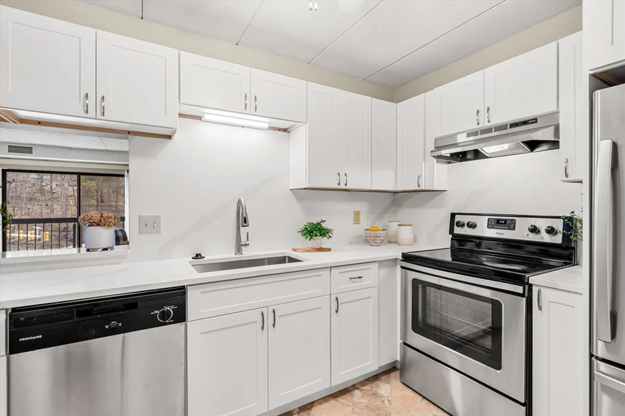 Boston, MA Real Estate | View 40 Main St, 505 | 1 Bed, 1 Bath