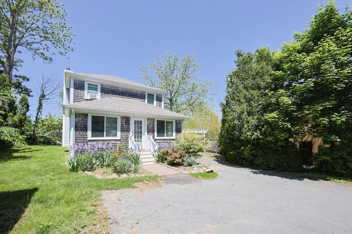 Boston, MA Real Estate | View 9 Landmark Ln | Listing