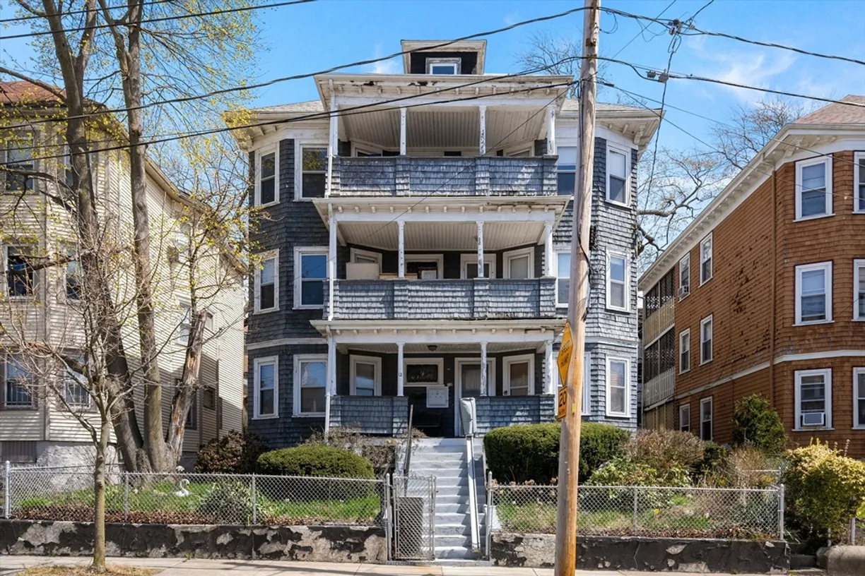 Boston, MA Real Estate | View 12 Spencer St | 6 Beds, 3 Baths