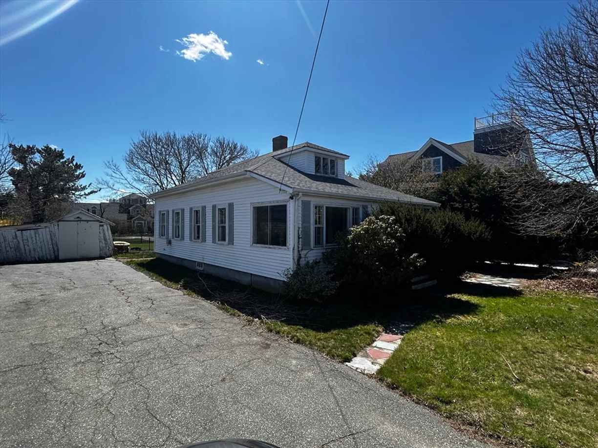 Boston, MA Real Estate | View 6 Eagle Nest Rd | Listing