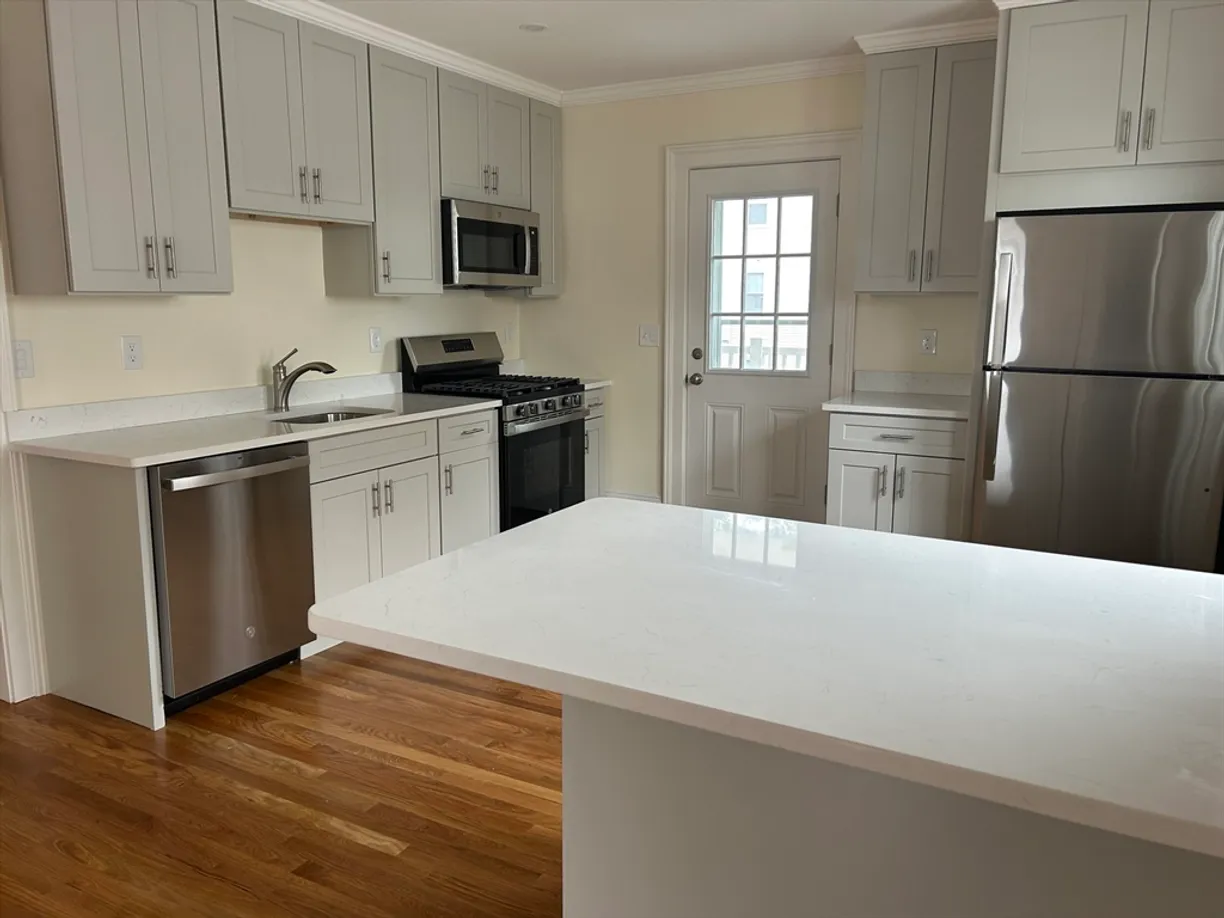 Boston, MA Real Estate | View 18 Auburn Street, 2R | 4 Beds, 2 Baths