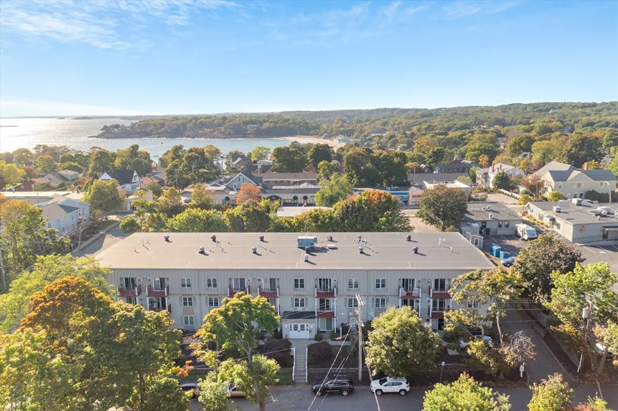 Boston, MA Real Estate | View 2 Ocean Ave, 3H | 2 Beds, 1 Bath