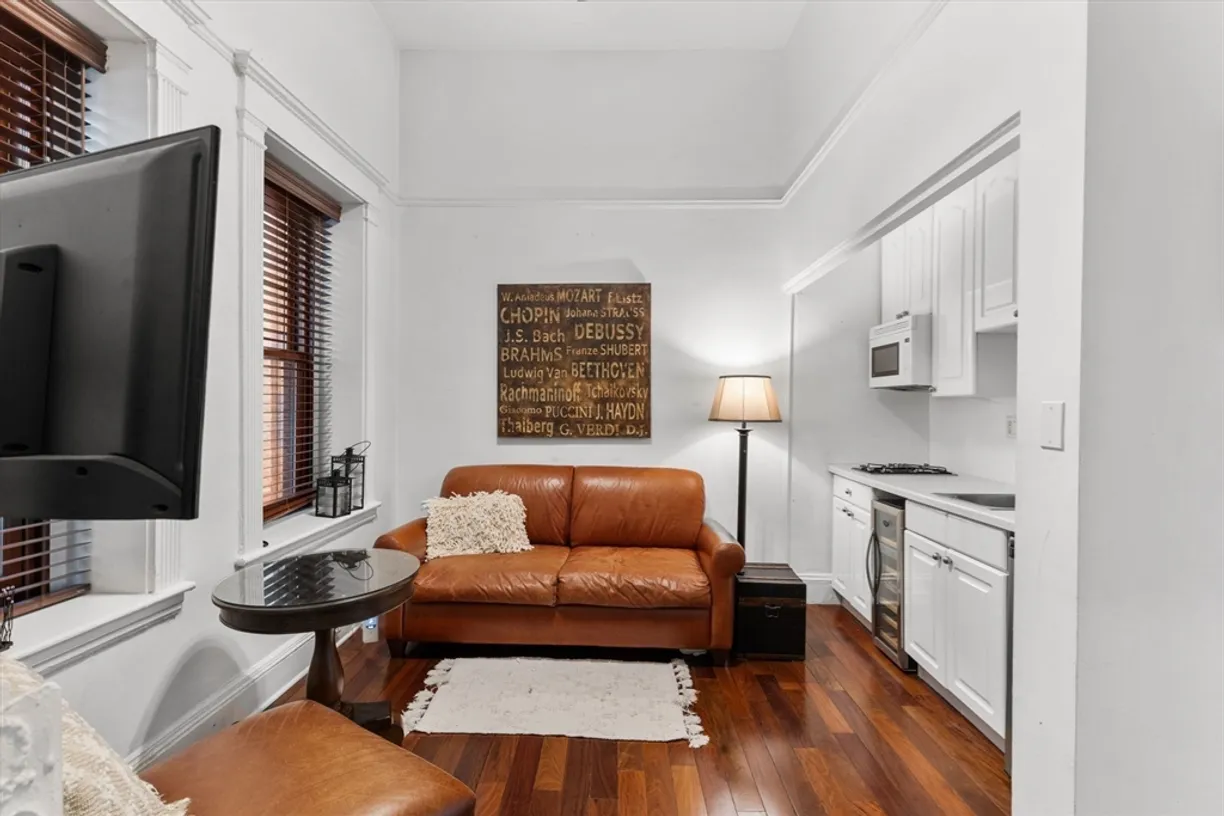 Boston, MA Real Estate | View 8 Garrison St, 100 | Listing
