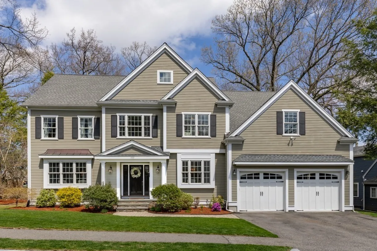 Boston, MA Real Estate | View 103 Paul Revere Rd | 6 Beds, 4 Baths