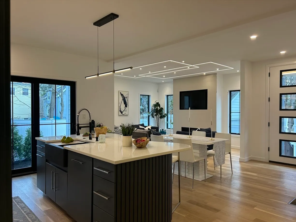 Boston, MA Real Estate | View 32 Lincoln St, 34 | Listing