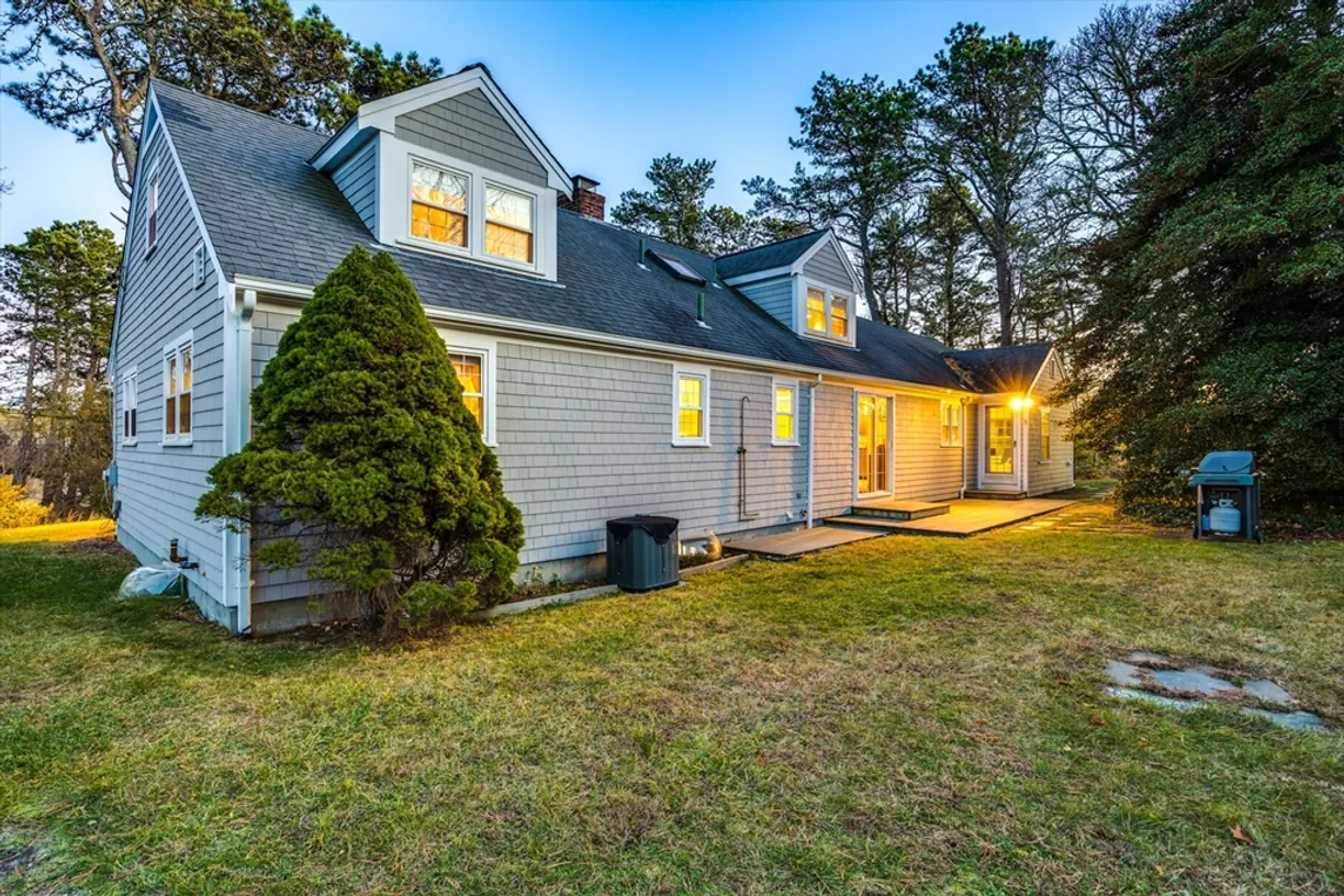 Boston, MA Real Estate | View 38 Rainbow Way | Listing