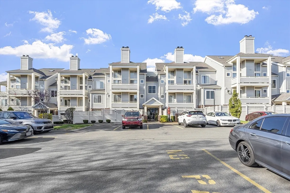 Boston, MA Real Estate | View 200 Falls Blvd, D108 | Listing