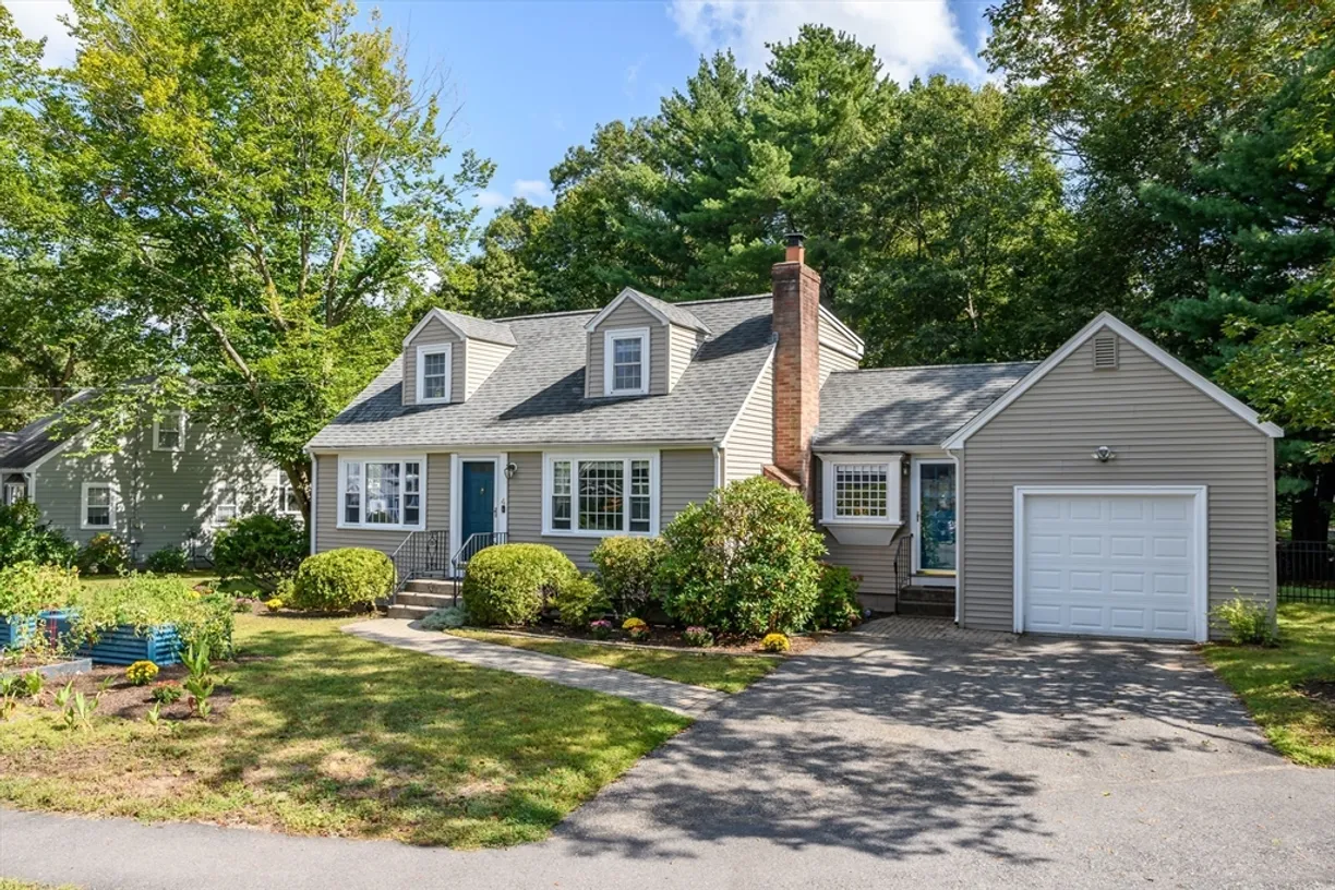 4 Pryor Rd Natick MA 01760 Property for sale