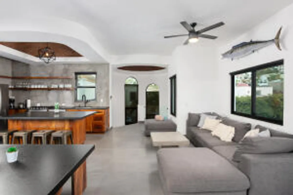 Los Cabos Real Estate | View Cam. Del Cerro | 5 Beds, 3 Baths