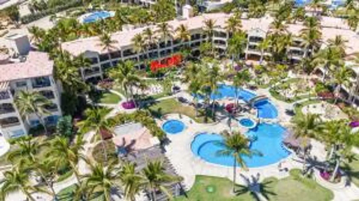 Los Cabos Real Estate | View Lote 1 Paseo Malecon San Jose, GARAGE 38 | 2 Beds, 2 Baths