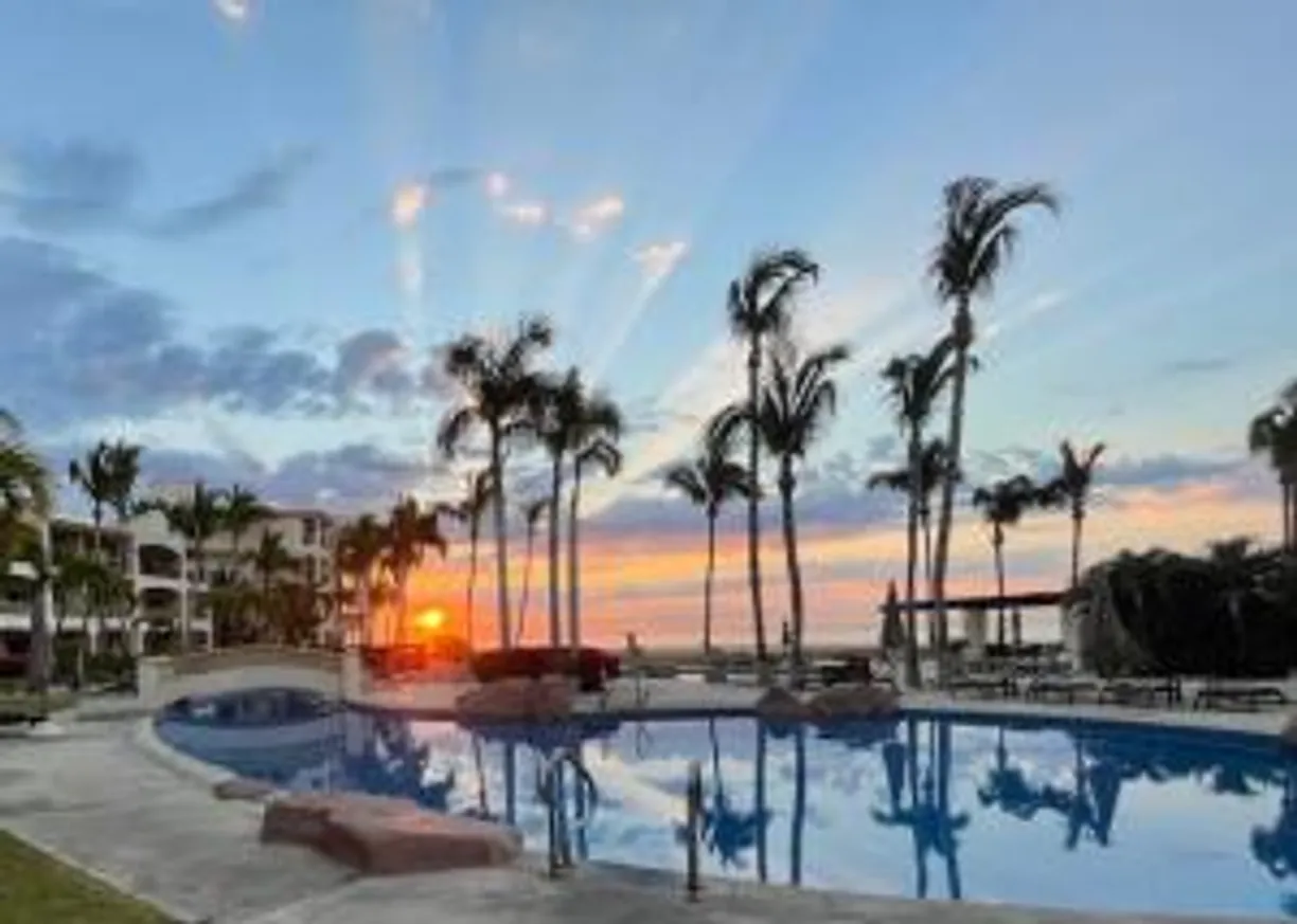 Los Cabos Real Estate | View Lote 1 Paseo Malecon San Jose, GARAGE 38 | Listing