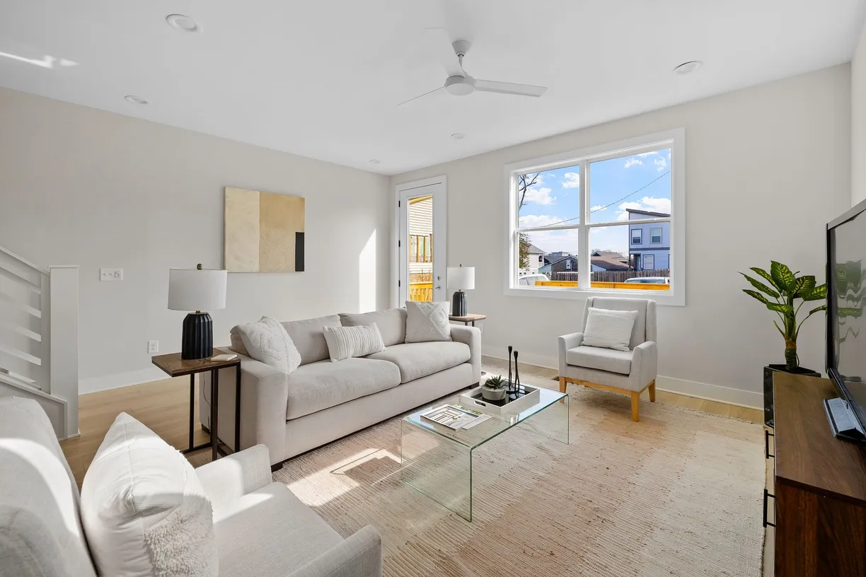 Nashville, TN Real Estate | View 2122 15th Ave, A | 3 Beds, 3 Baths