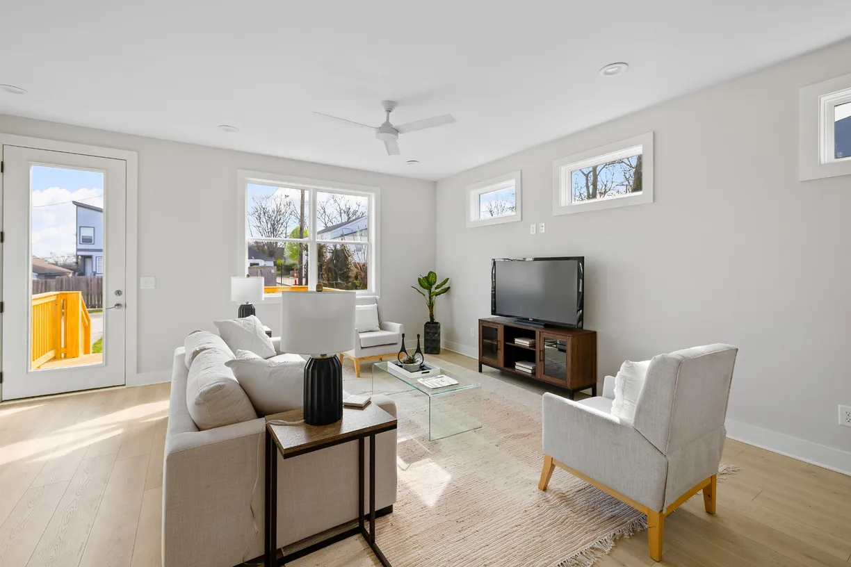 Nashville, TN Real Estate | View 2122 15th Ave, A | Listing