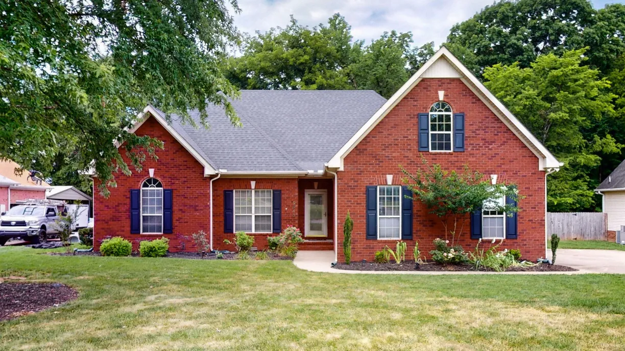 Nashville, TN Real Estate | View 2943 Regenwood Dr | 5 Beds, 3 Baths