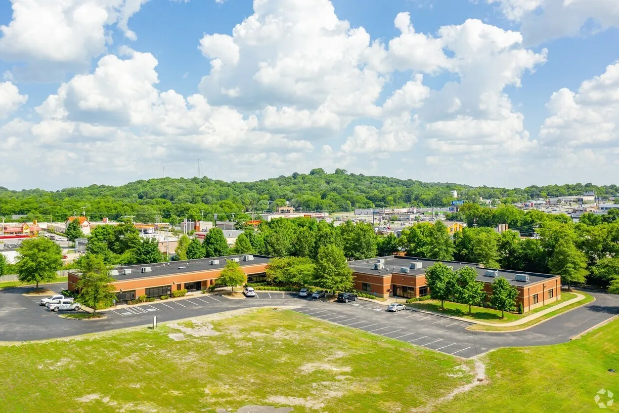 Nashville, TN Real Estate | View 217 W Maplewood Lane