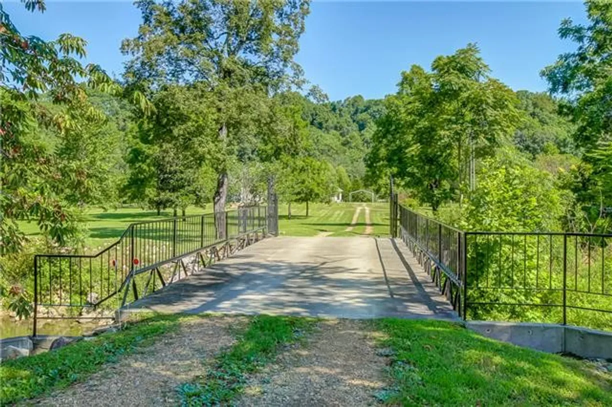 Nashville, TN Real Estate | View 5322 Huffman Road | Listing