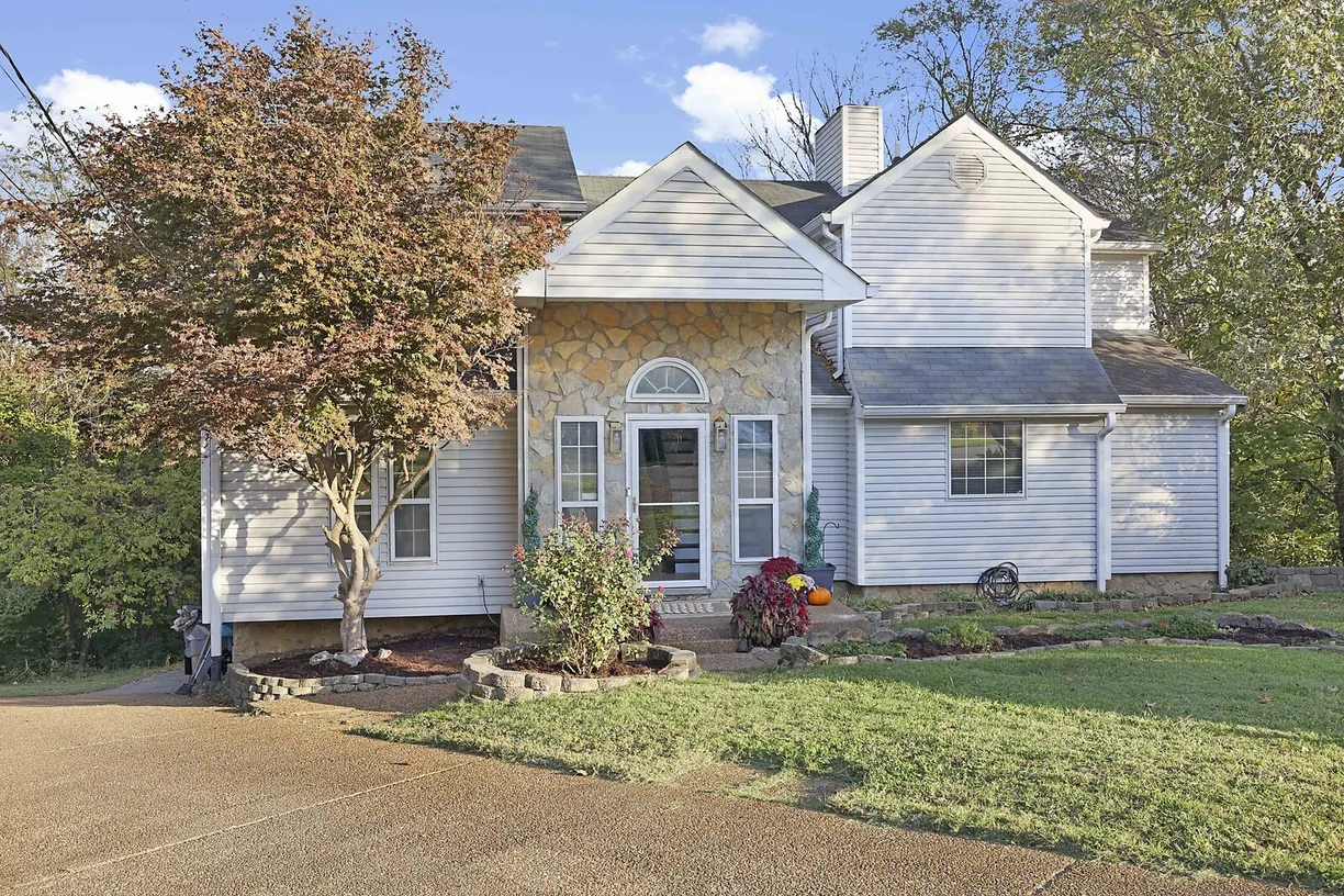 Nashville, TN Real Estate | View 1232 Reelfoot Cir | Listing