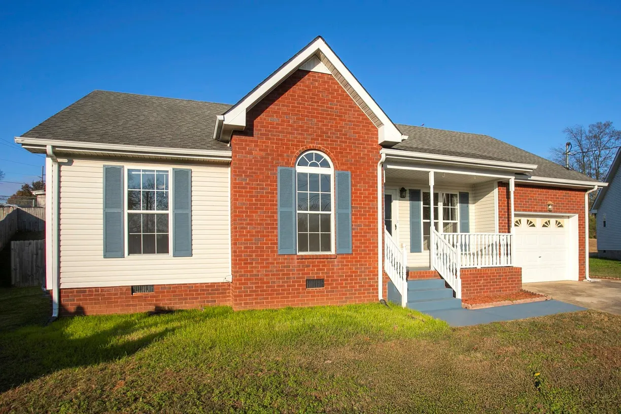 Nashville, TN Real Estate | View 909 Avery Green Ct | Listing