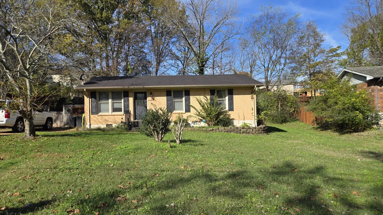 Nashville, TN Real Estate | View  | 2 Beds, 1 Bath