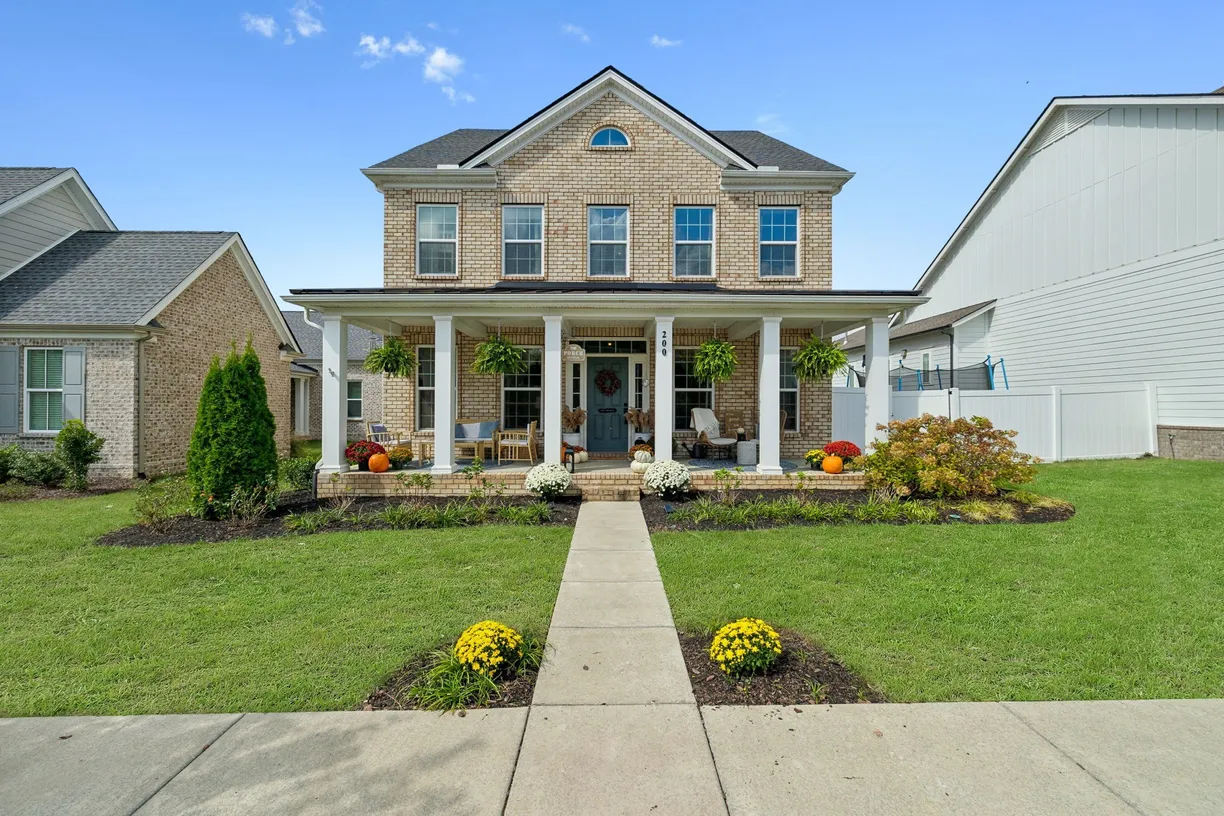 Nashville, TN Real Estate | View  | Listing
