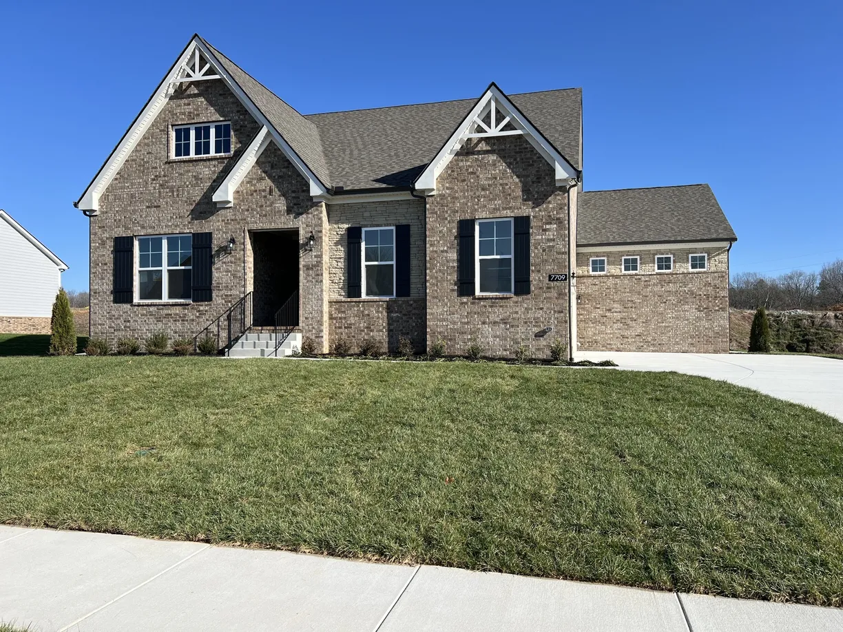 Nashville, TN Real Estate | View 7709 Woodford Drive | 3 Beds, 2 Baths