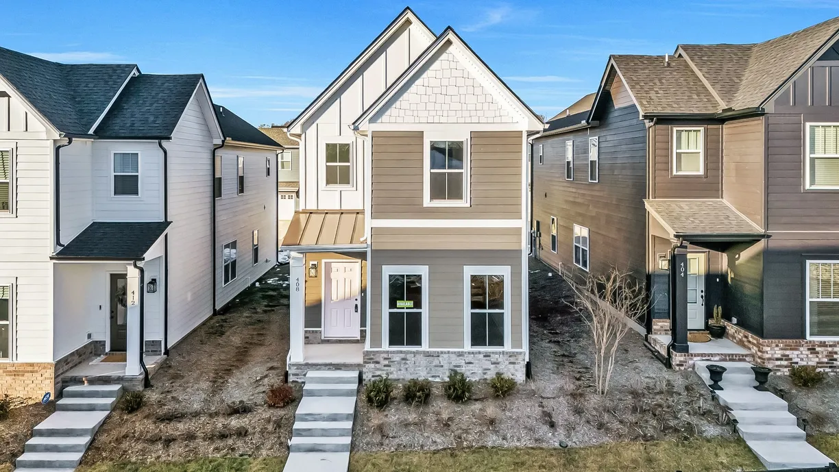 Nashville, TN Real Estate | View 408 Queen Lane, 91 | 3 Beds, 2 Baths