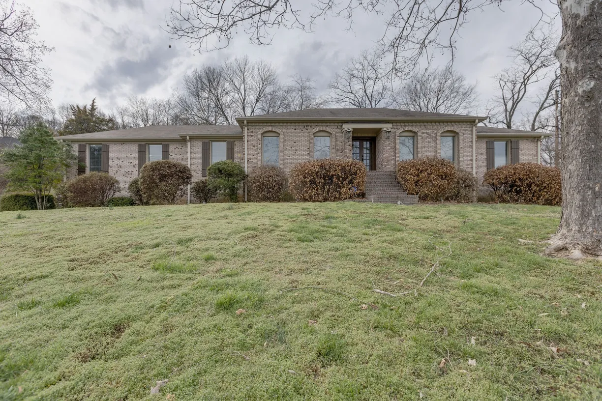 Nashville, TN Real Estate | View 619 Granny White Pike | Listing