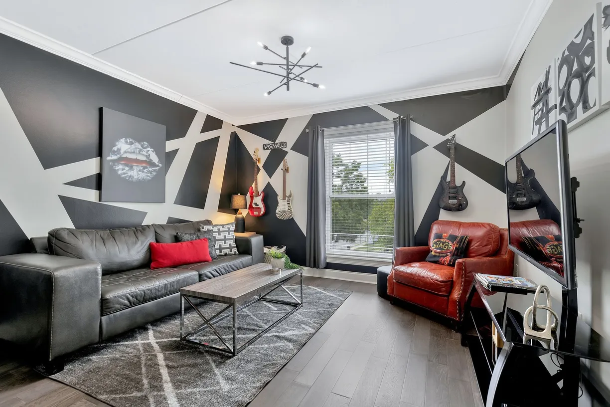 Nashville, TN Real Estate | View 11 Music Sq, 203 | Listing
