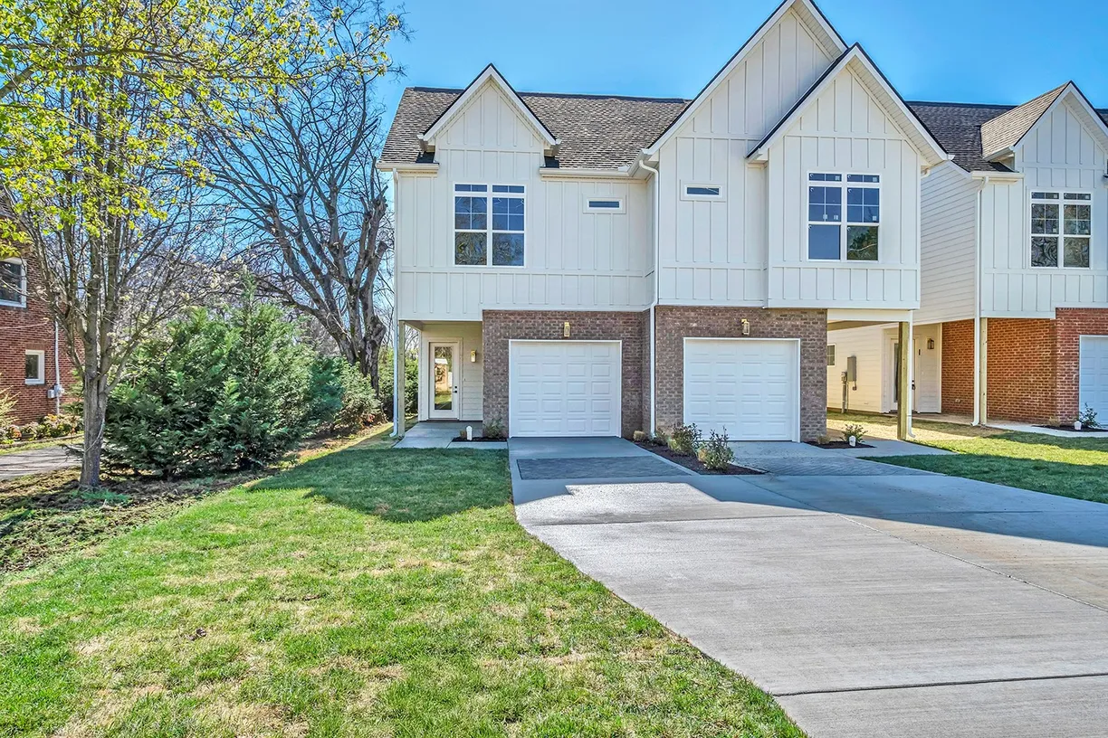 Nashville, TN Real Estate | View 1838 Ashton Ave | Listing