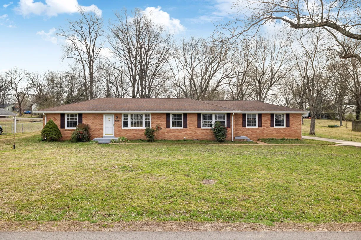 Nashville, TN Real Estate | View 105 McArthur Dr | Listing