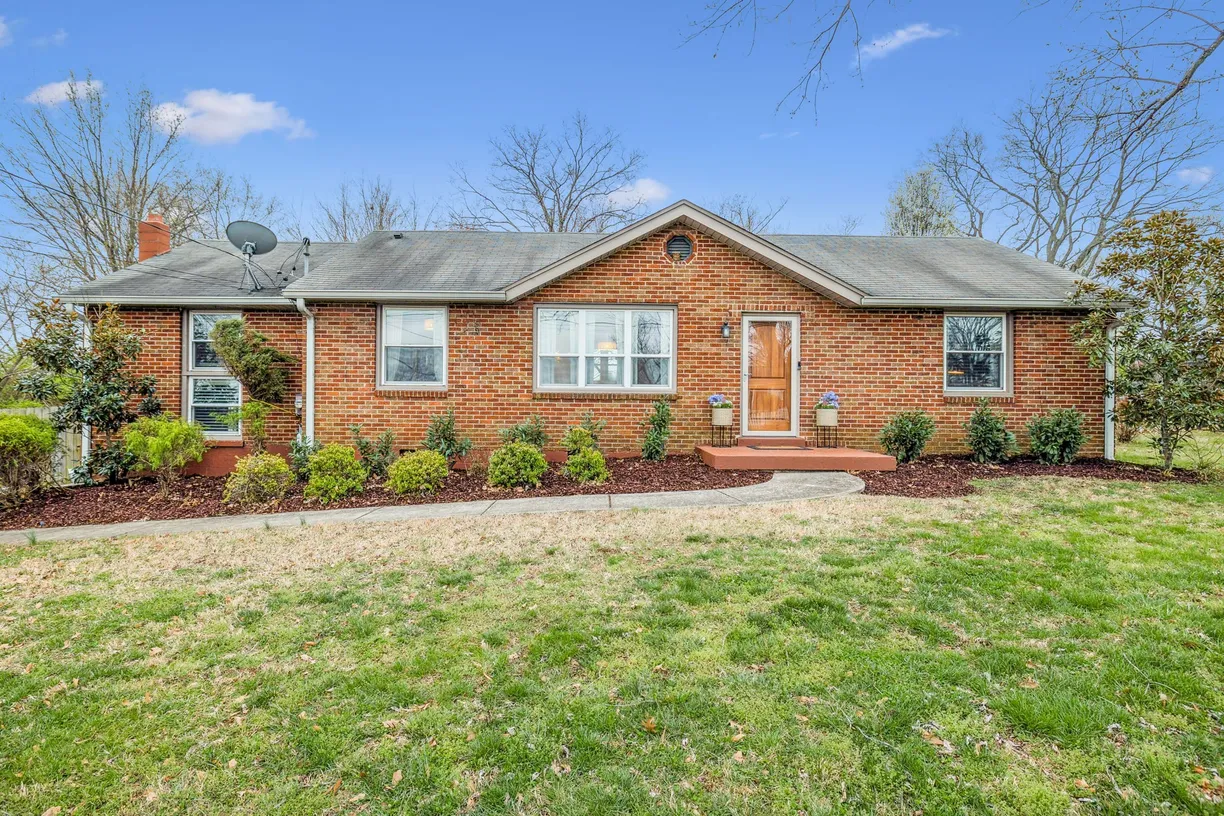 Nashville, TN Real Estate | View 1115 Massman Dr | 3 Beds, 2 Baths