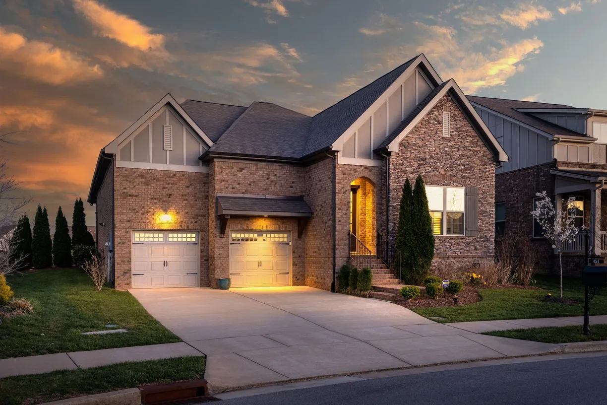 Nashville, TN Real Estate | View 454 River Bluff Dr | Listing