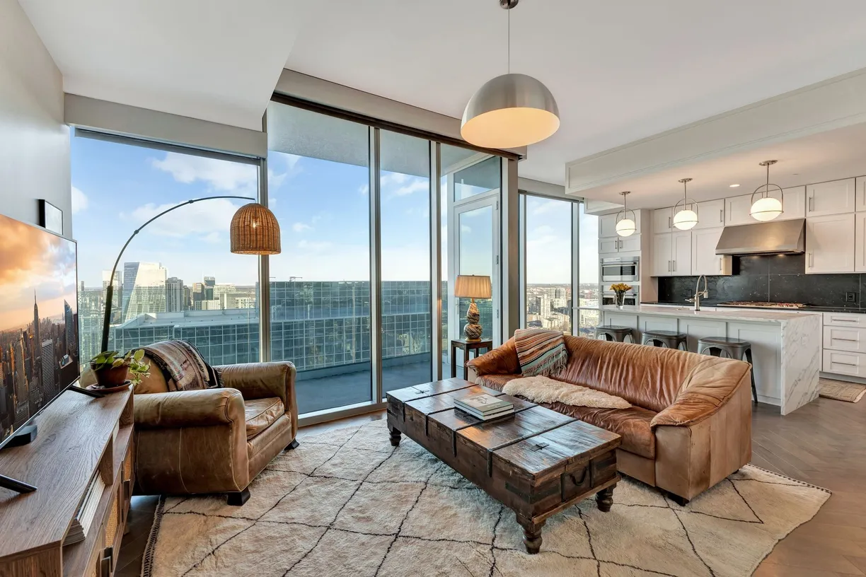 Nashville, TN Real Estate | View 1616 West End Ave, 3004 | 2 Beds, 2 Baths