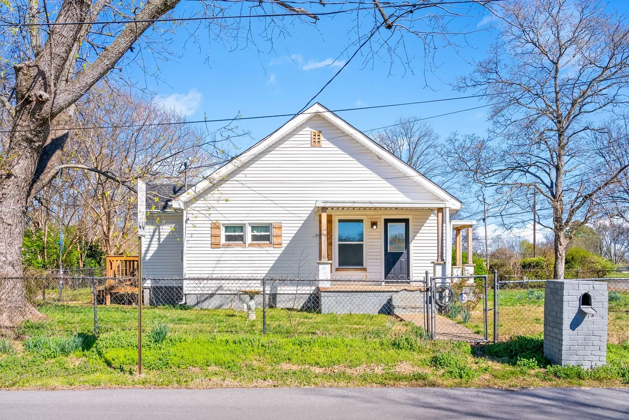 Nashville, TN Real Estate | View 214 E Jackson St | 2 Beds, 1 Bath