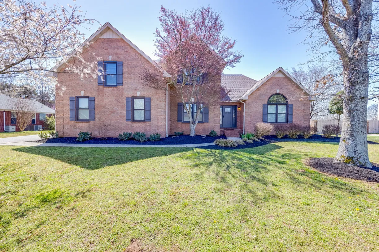 Nashville, TN Real Estate | View 1410 Wall St | 4 Beds, 2 Baths