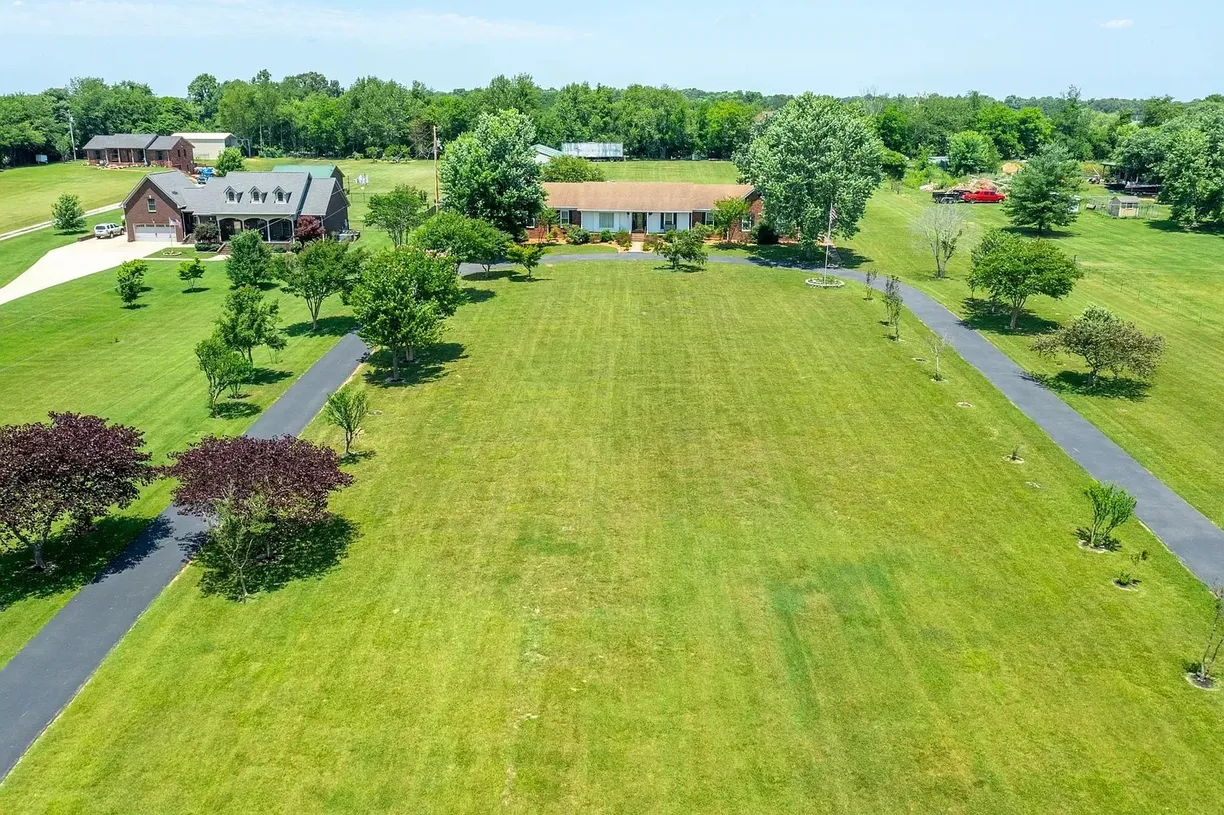 Nashville, TN Real Estate | View 4558 Old Coopertown Rd | Listing