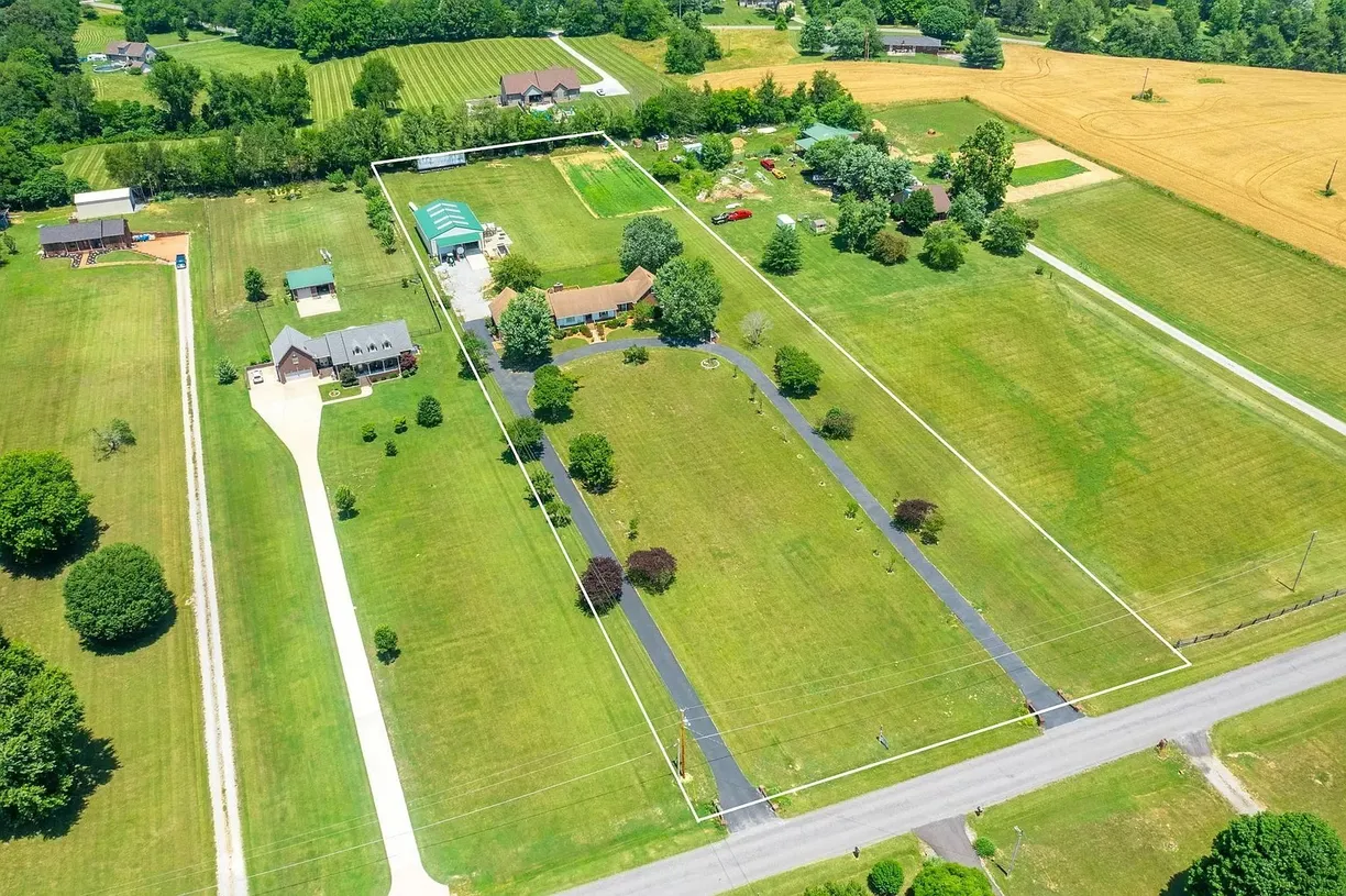 Nashville, TN Real Estate | View 4558 Old Coopertown Rd | Listing