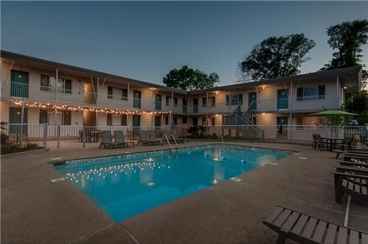 Nashville, TN Real Estate | View 803 Hillview Hts, 104 | 1 Bed, 1 Bath