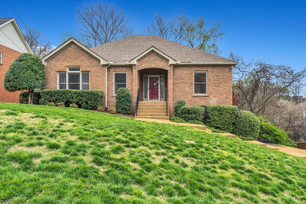 Nashville, TN Real Estate | View 6708 Autumnwood Dr | 4 Beds, 2 Baths