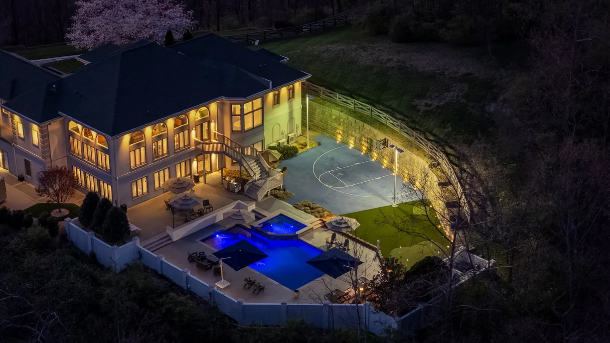 Nashville, TN Real Estate | View 720 Valhalla Ln | Listing
