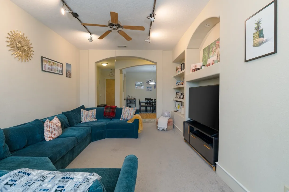 Nashville, TN Real Estate | View 2600 Hillsboro Pike, 105 | Listing