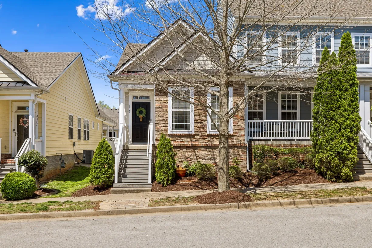 Nashville, TN Real Estate | View 4350 Barnes Cove Dr | 2 Beds, 2 Baths