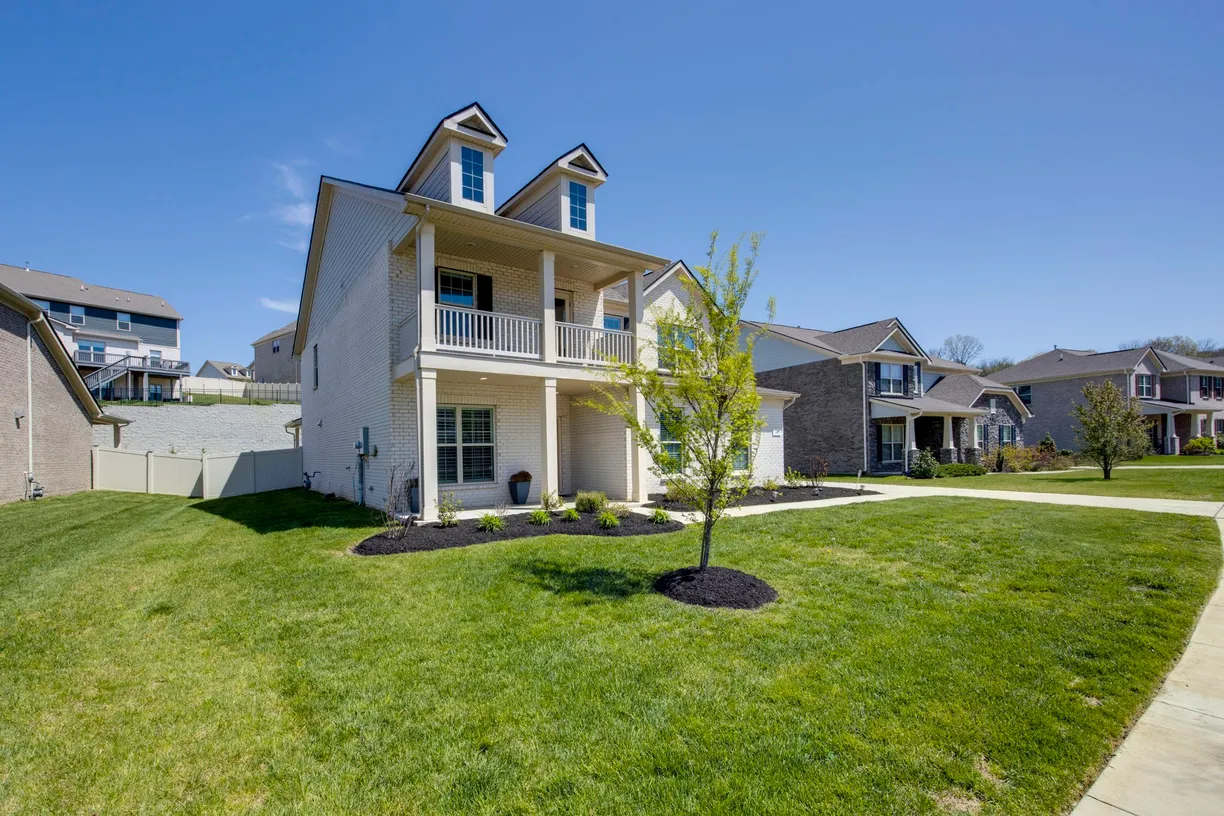 Nashville, TN Real Estate | View 147 Macy Dr | Listing
