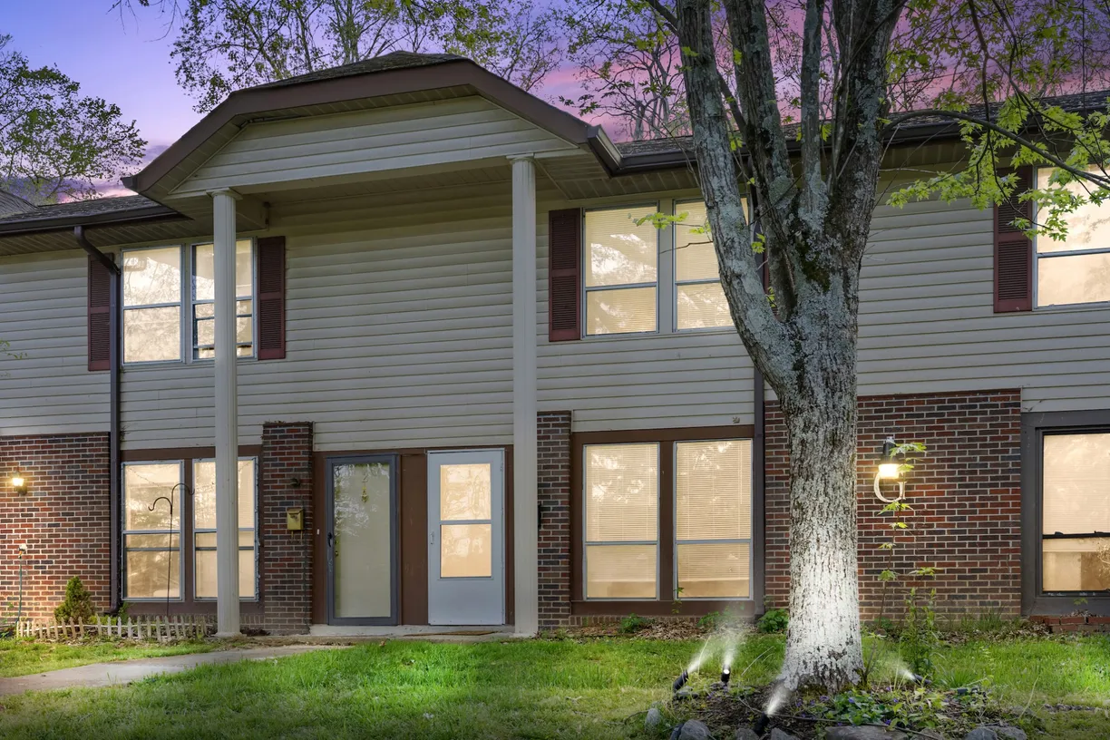 Nashville, TN Real Estate | View 500 Paragon Mills Rd, G3 | 2 Beds, 1 Bath