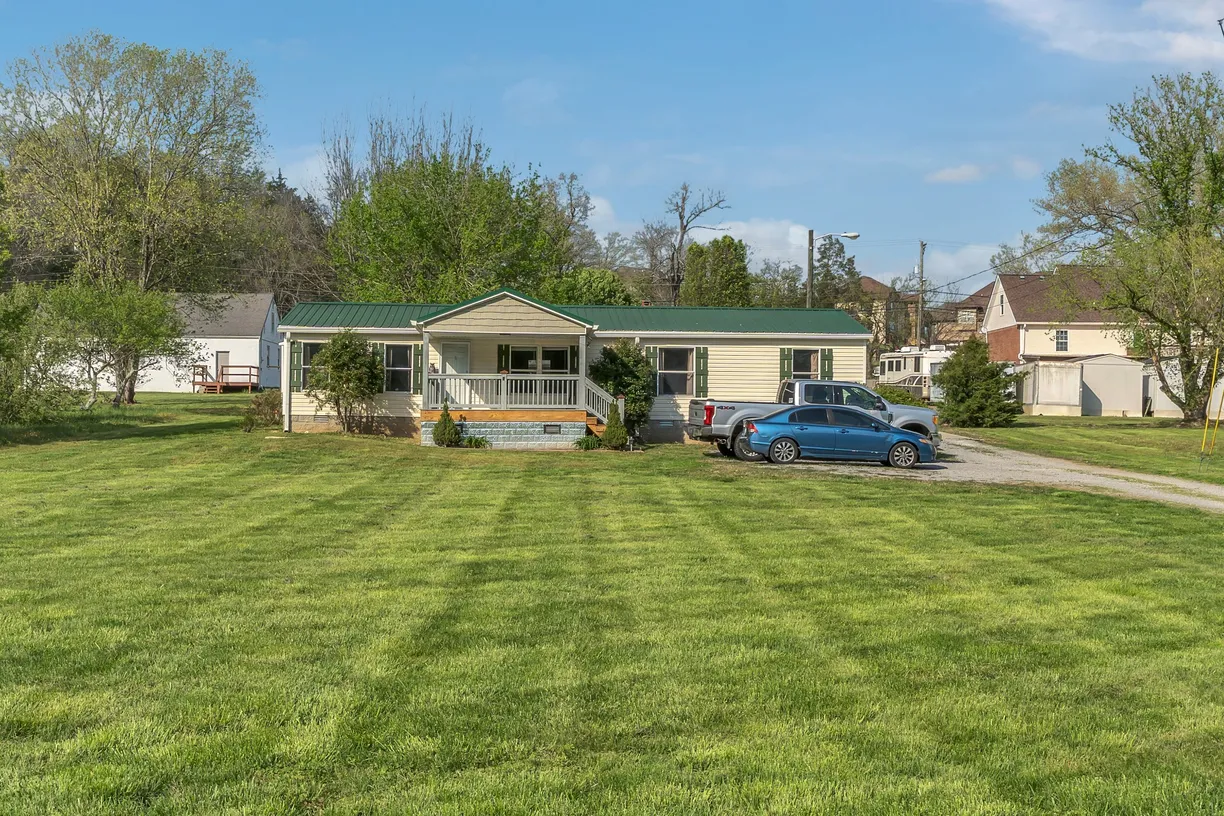 Nashville, TN Real Estate | View 8284 Old Springfield Pike | Listing