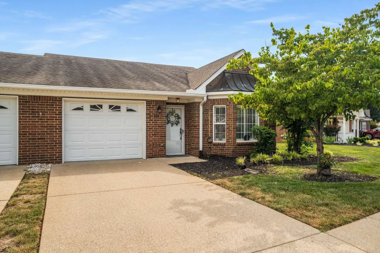 443 Forest Glen Cir, Murfreesboro, TN 37128 Property for sale