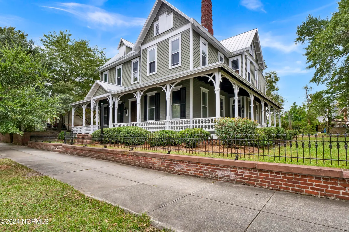 Wilmington, NC Real Estate | View  | 6 Beds, 5 Baths
