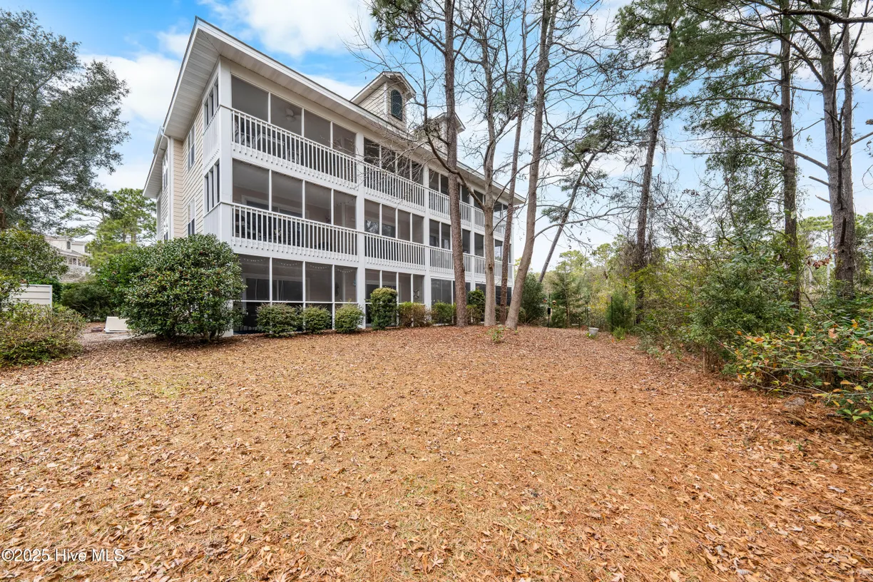 Wilmington, NC Real Estate | View 3350 Club Villas, 2105 | 2 Beds, 2 Baths