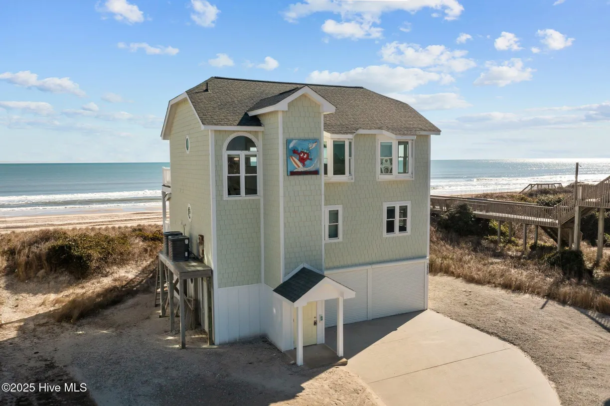Wilmington, NC Real Estate | View 3850 Island | 2 Beds, 2 Baths